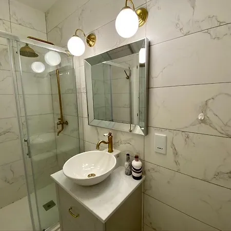 Cozy And Unique One Bedroom In Malta Appartement *